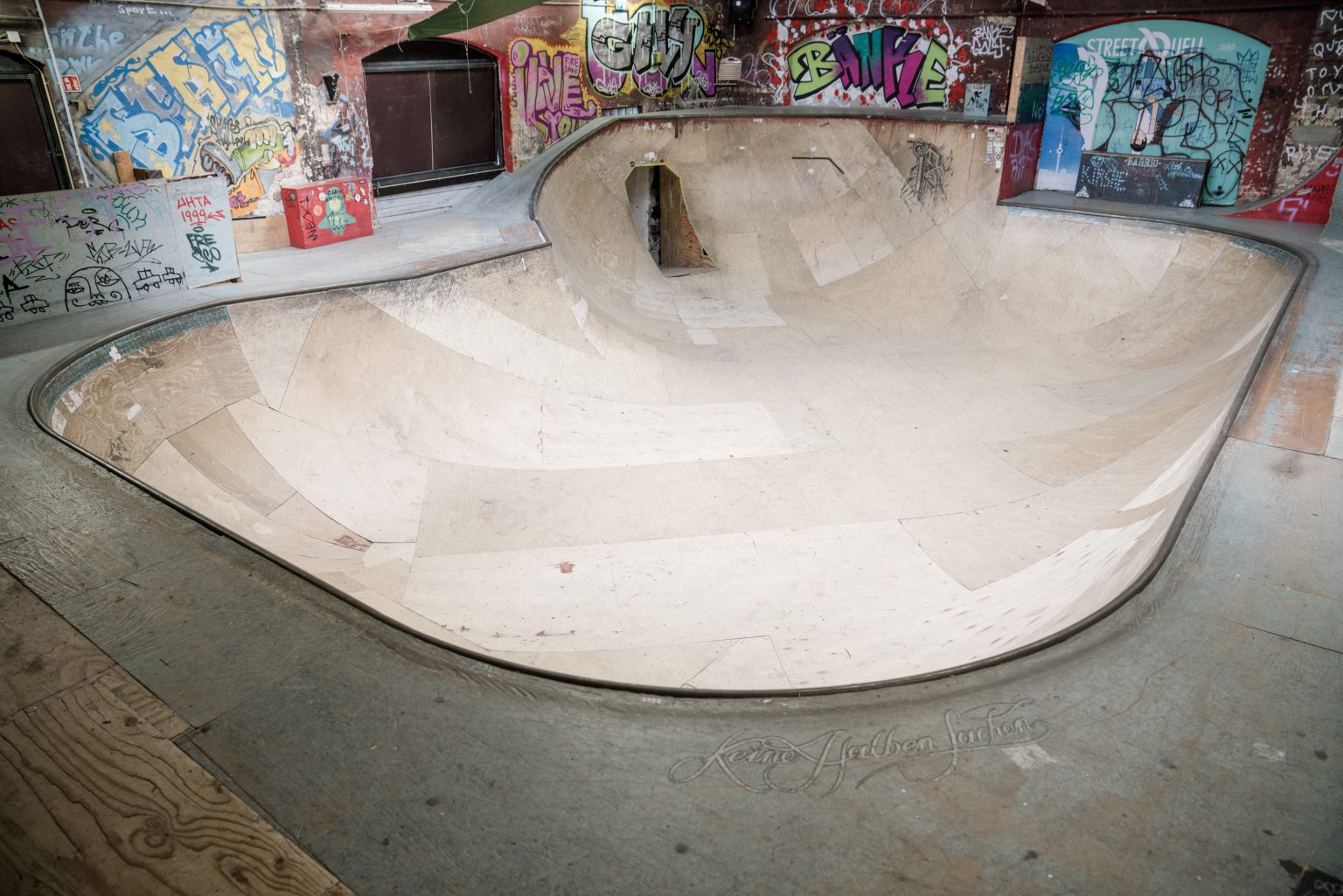 Skatehalle Berlin About